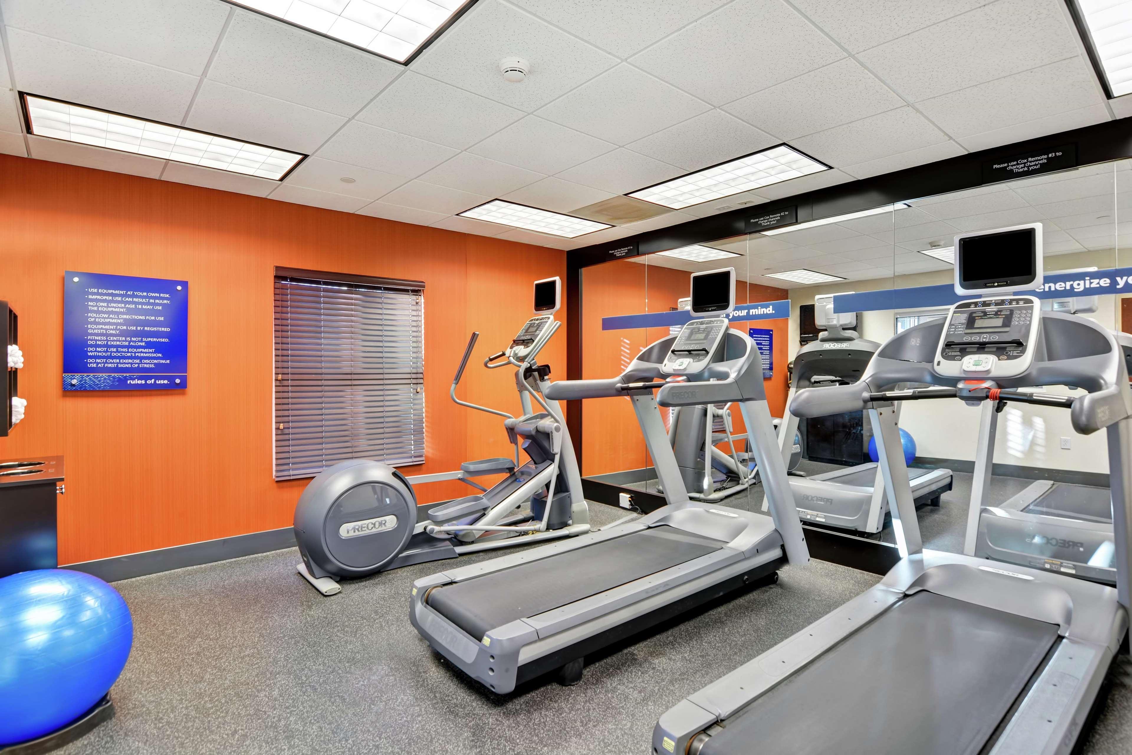 Hampton Inn And Suites Fredericksburg Extérieur photo