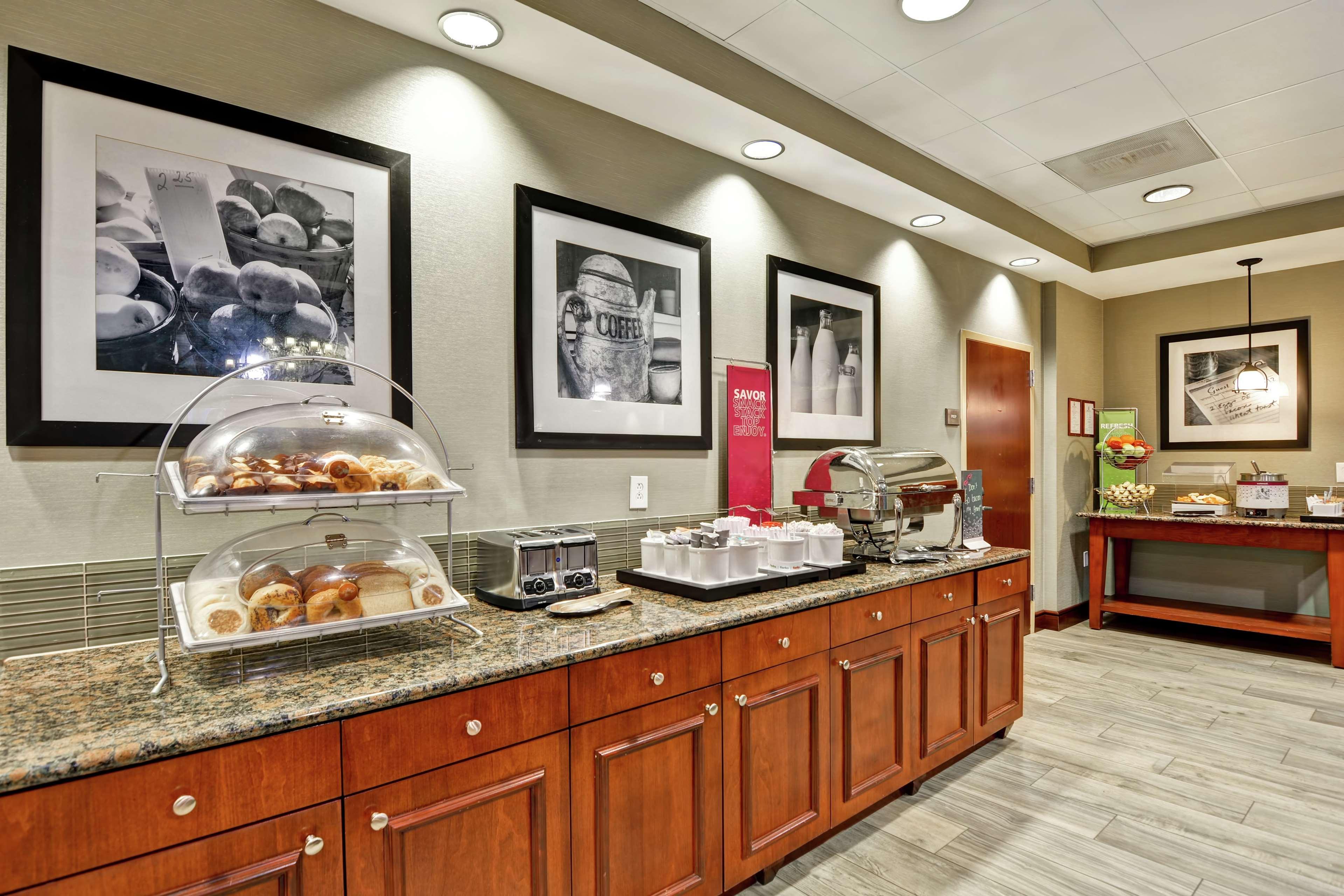 Hampton Inn And Suites Fredericksburg Extérieur photo