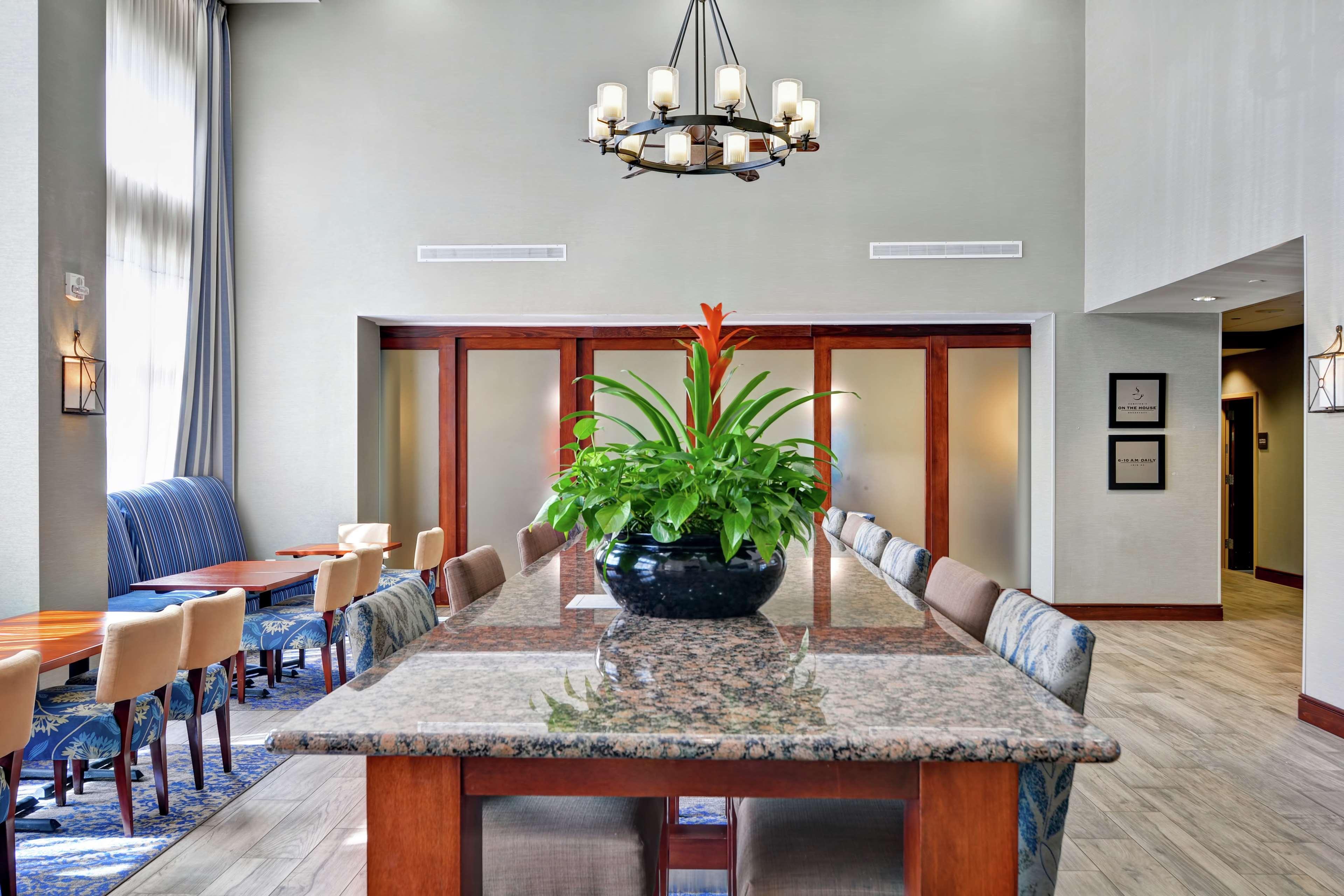 Hampton Inn And Suites Fredericksburg Extérieur photo